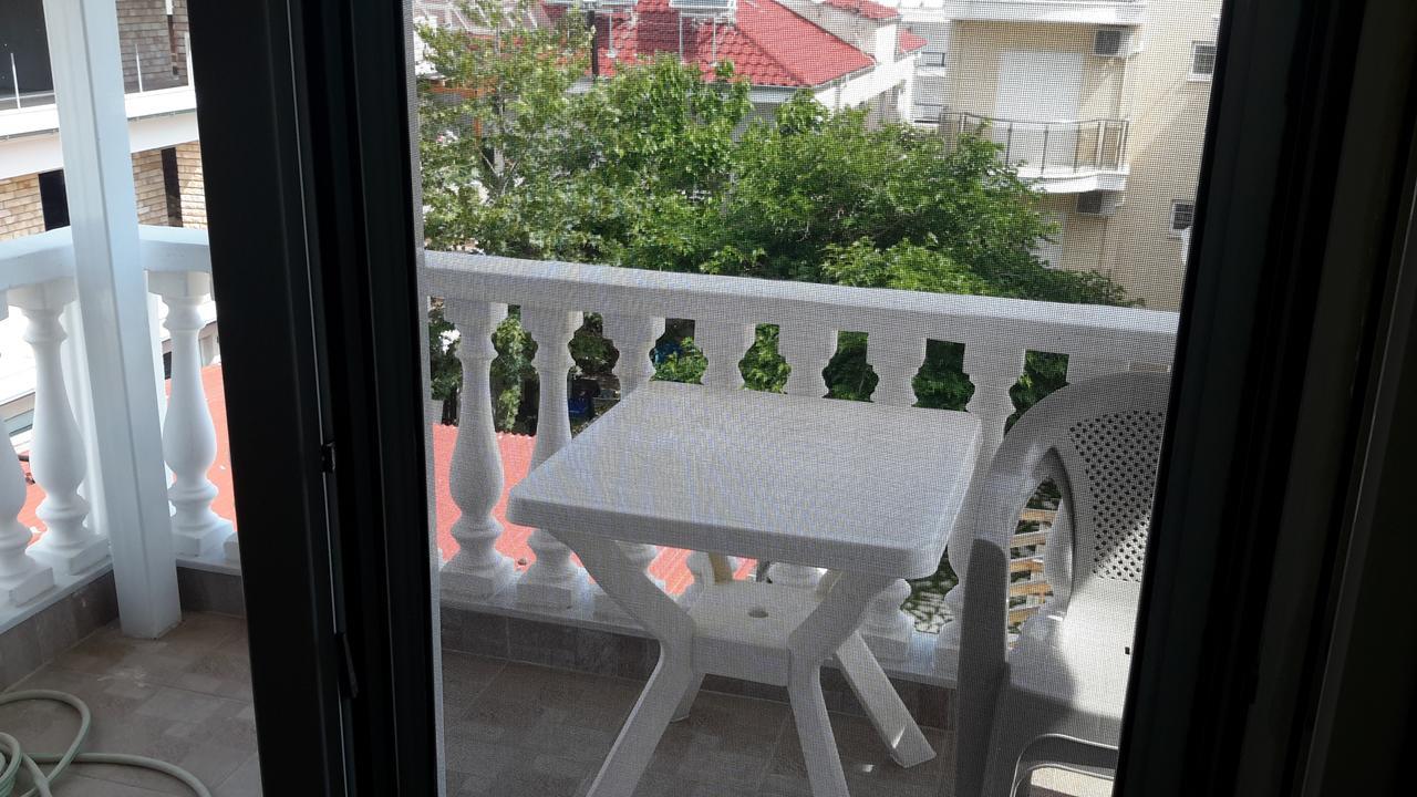 Irini Apartments Keramotí Exterior foto